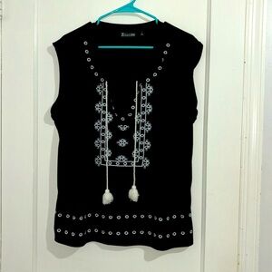 New York and Company, Black sleeveless blouse with white embroidery size XL